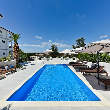 Mediterraneo Garden Apartments Petrcane Buitenkant foto