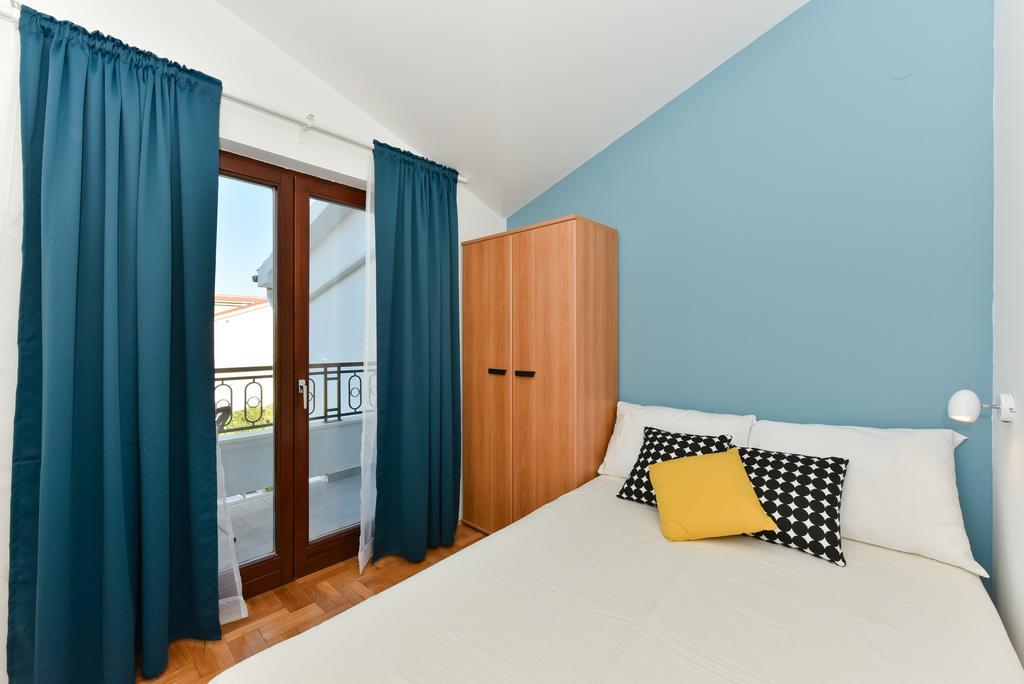 Mediterraneo Garden Apartments Petrcane Buitenkant foto